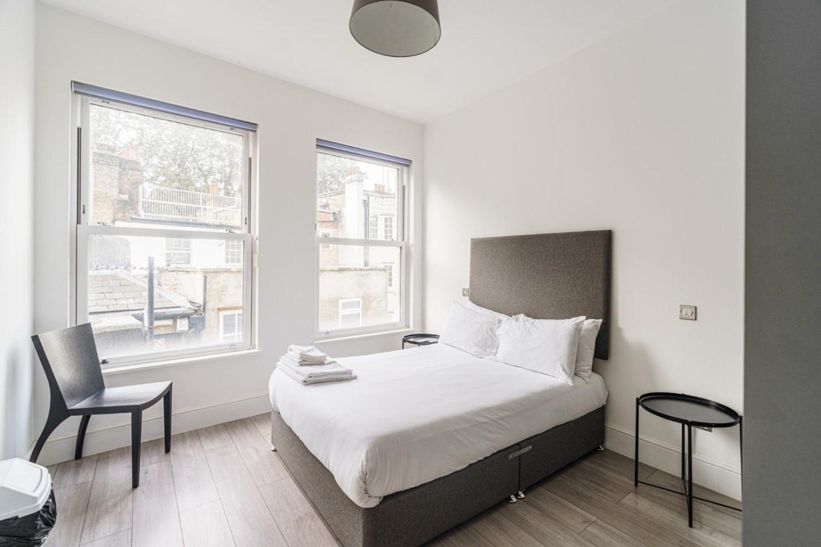 The Apartments Kensington High Street Лондон Екстериор снимка